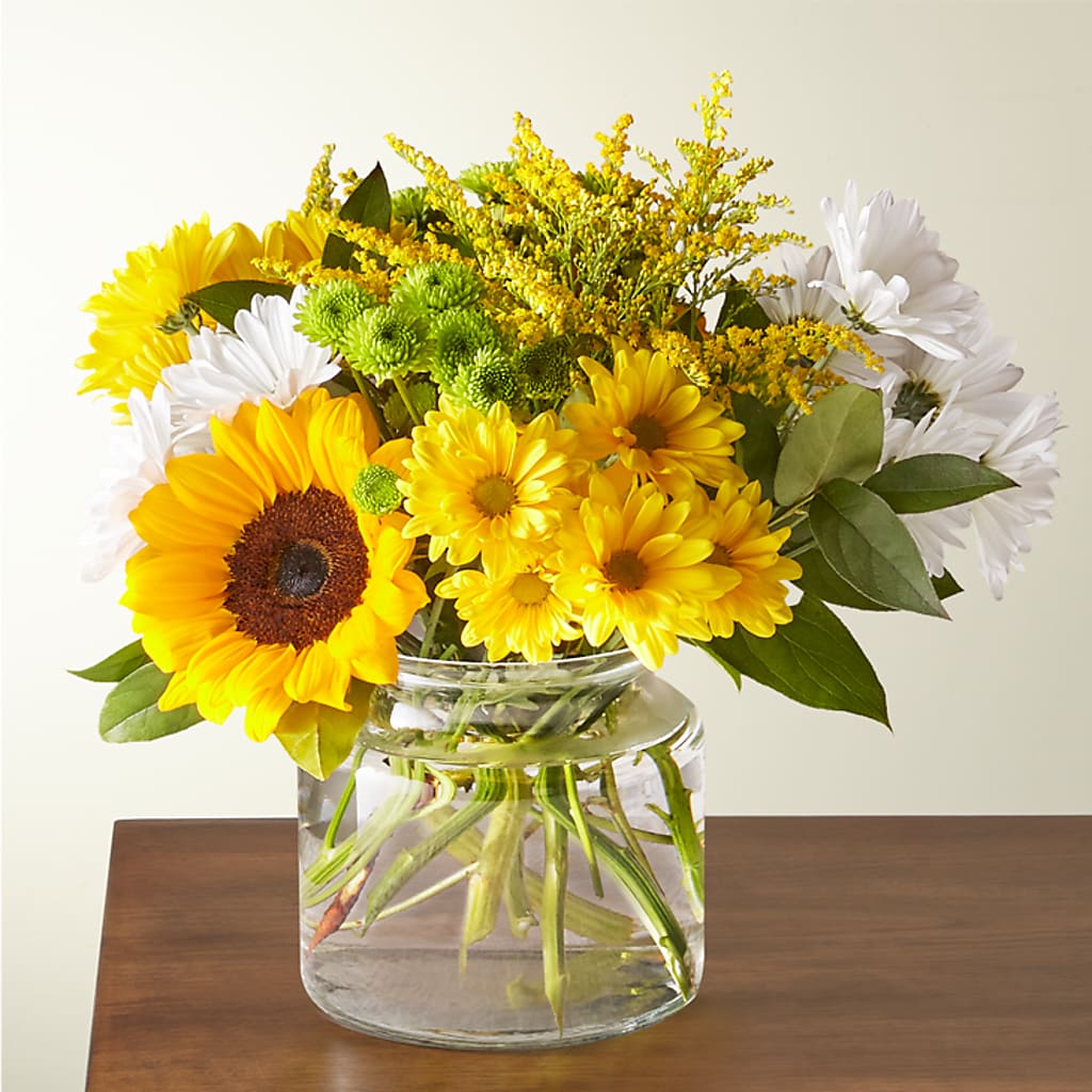Hello Sunshine Bouquet – Pettles Flowers, Salina KS