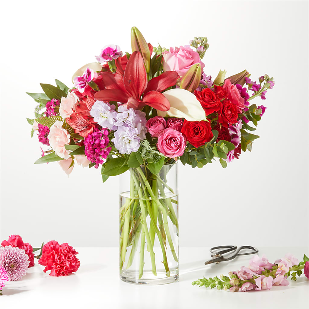 Swooning Over You - A Luxury Florist Original – Pettles Flowers, Salina KS