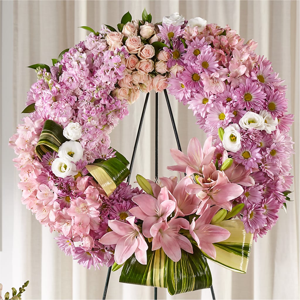 Gift of Warmth Wreath – Pettles Flowers, Salina KS