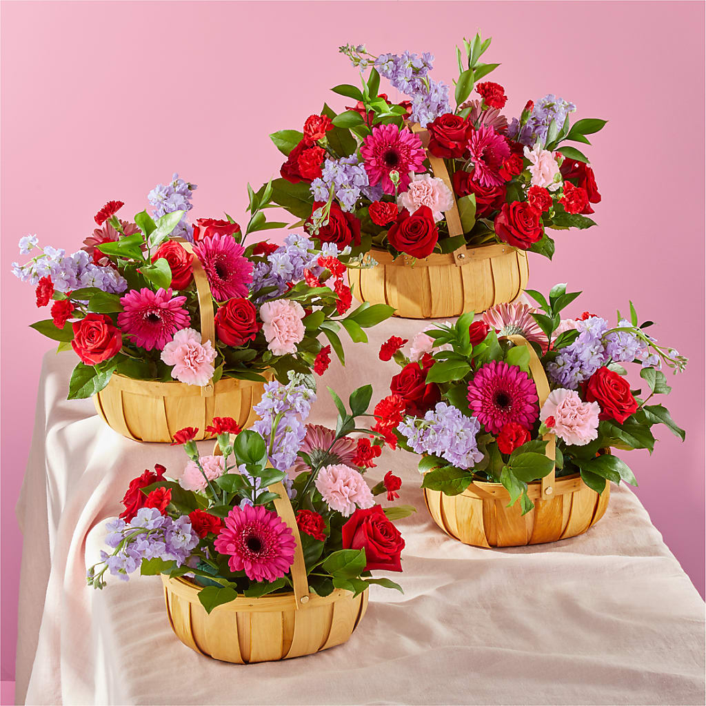 Pink Picnic Basket – Pettles Flowers, Salina KS