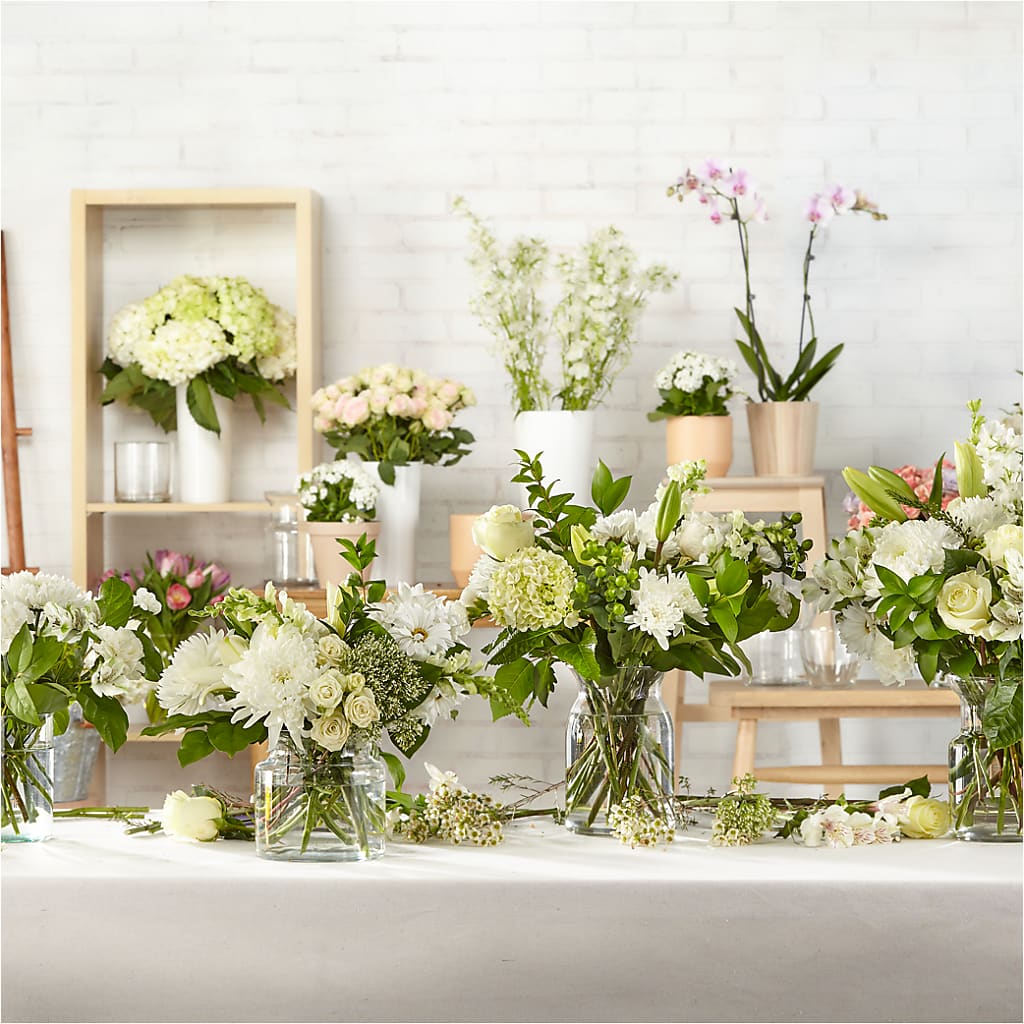 Classic Ivory – A Florist Original – Pettles Flowers, Salina KS