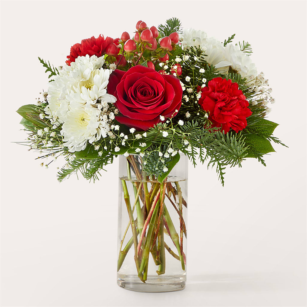 Chance of Flurries Bouquet – Pettles Flowers, Salina KS