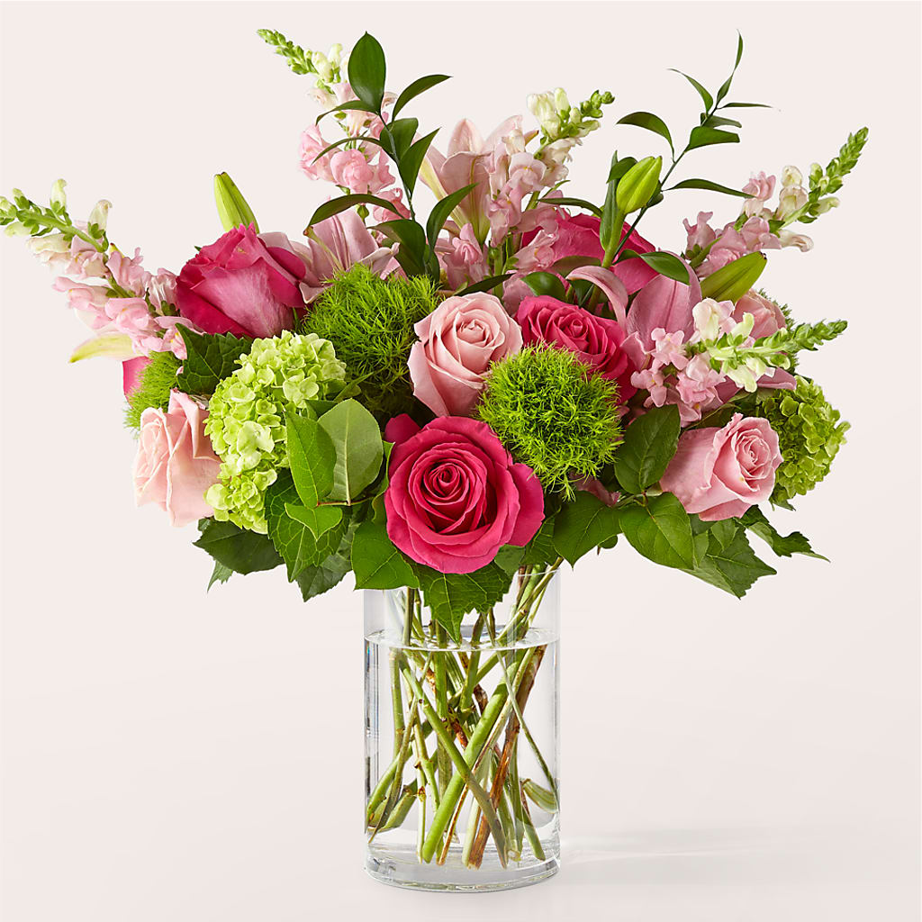 Fit for a Queen Luxury Bouquet – Pettles Flowers, Salina KS