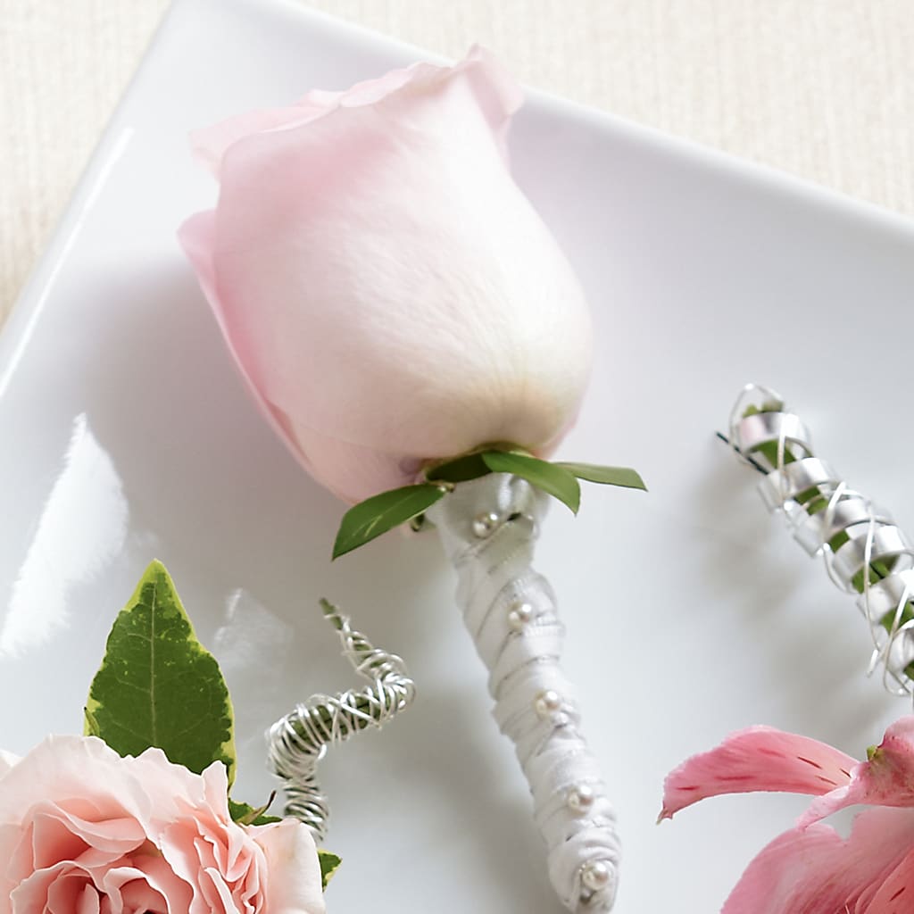 Pink Rose Boutonniere – Pettles Flowers, Salina KS