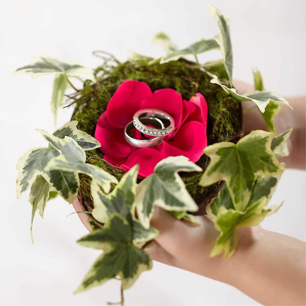 Lila Rose Ring Nest – Pettles Flowers, Salina KS