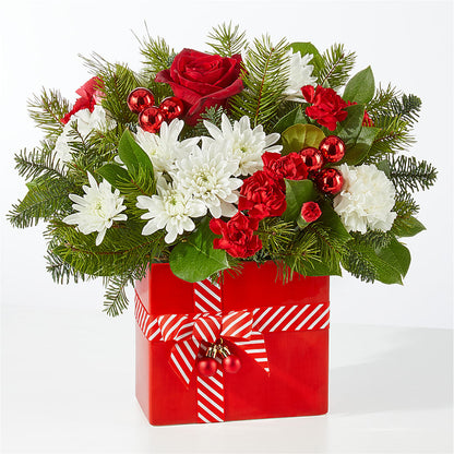 Presents Under the Tree Bouquet –  Pettles Flowers, Salina KS