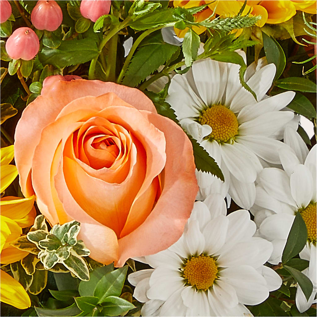 The Good Life Bouquet –  Pettles Flowers, Salina KS