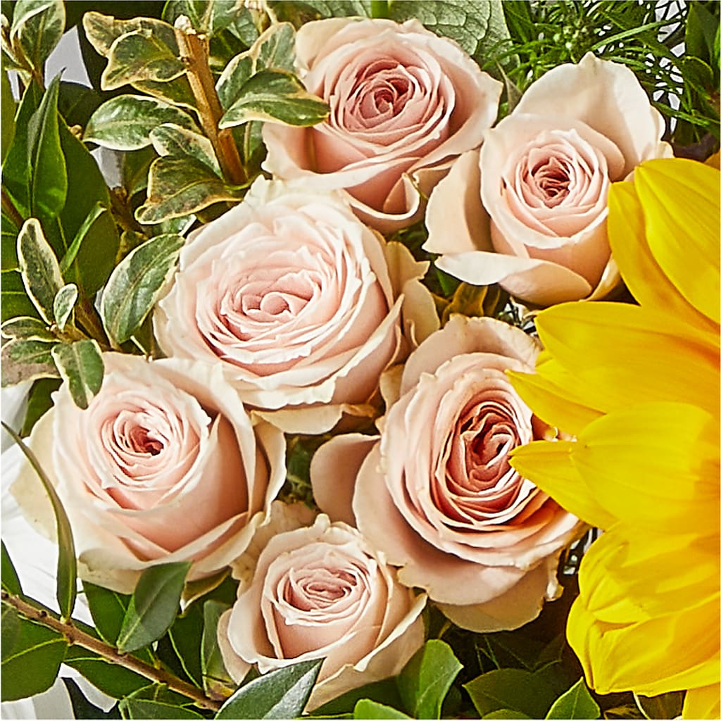 The Good Life Bouquet –  Pettles Flowers, Salina KS