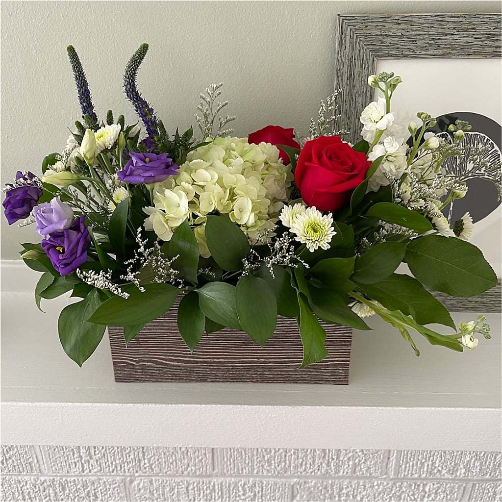 Sweet Magnolia Bouquet –  Pettles Flowers, Salina KS
