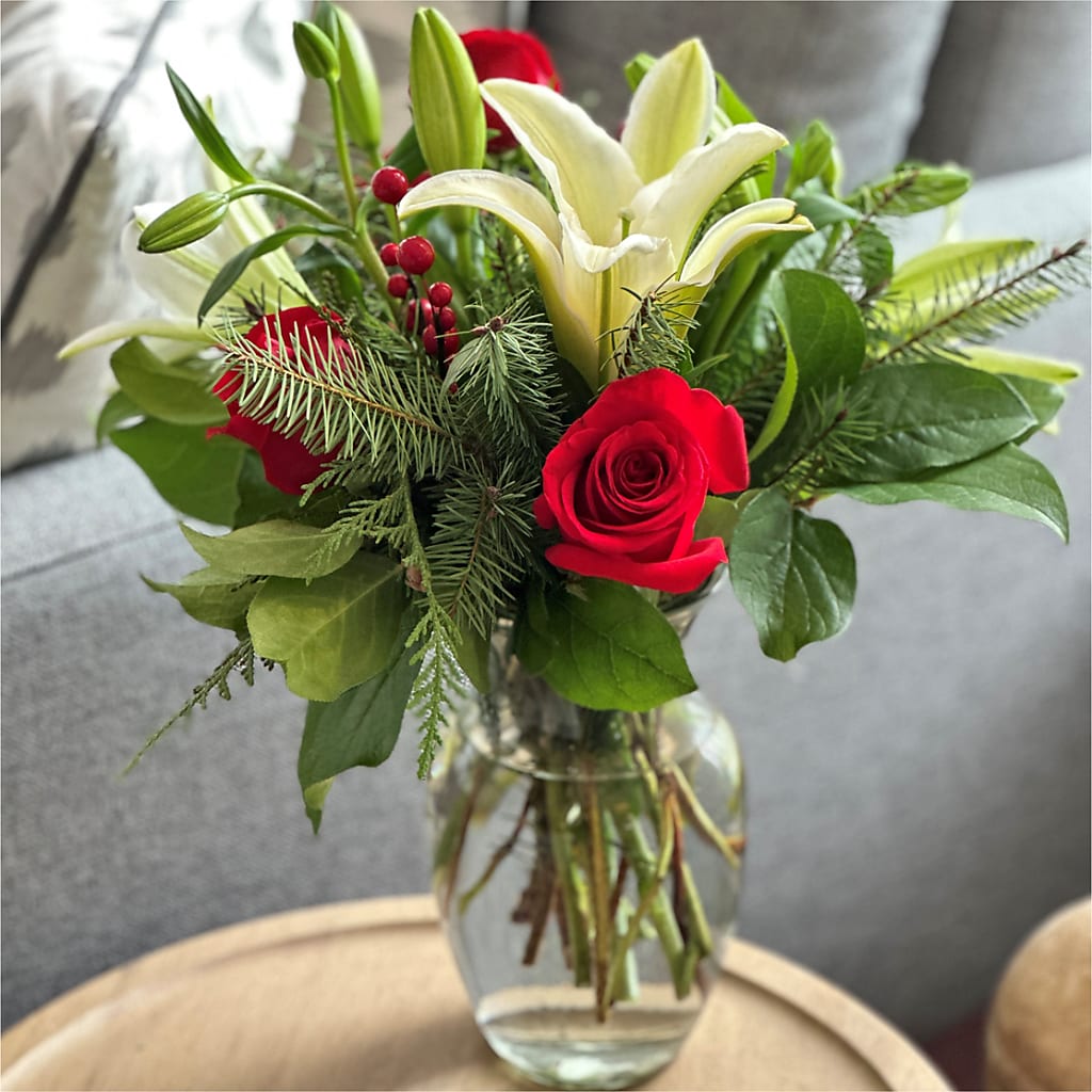 Sparkling Snowflakes Bouquet –  Pettles Flowers, Salina KS