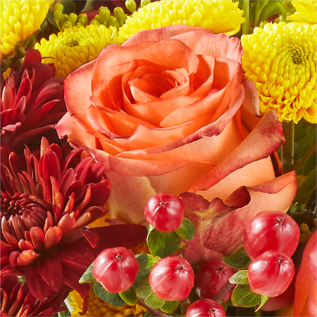 Apple Picking Bouquet –  Pettles Flowers, Salina KS