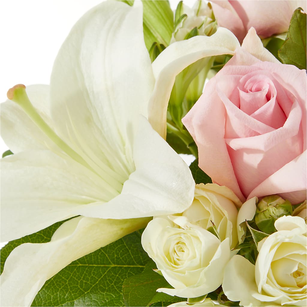 Kindhearted Bouquet –  Pettles Flowers, Salina KS