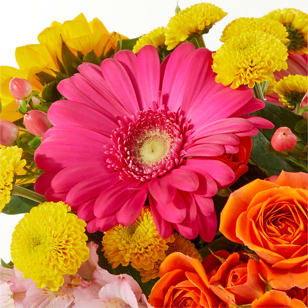 Beach Day Bouquet –  Pettles Flowers, Salina KS